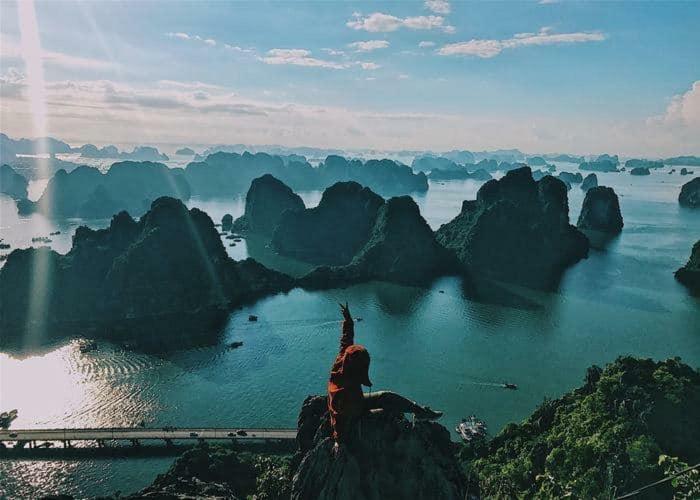 Dragon Hotel Ha Long Exterior photo